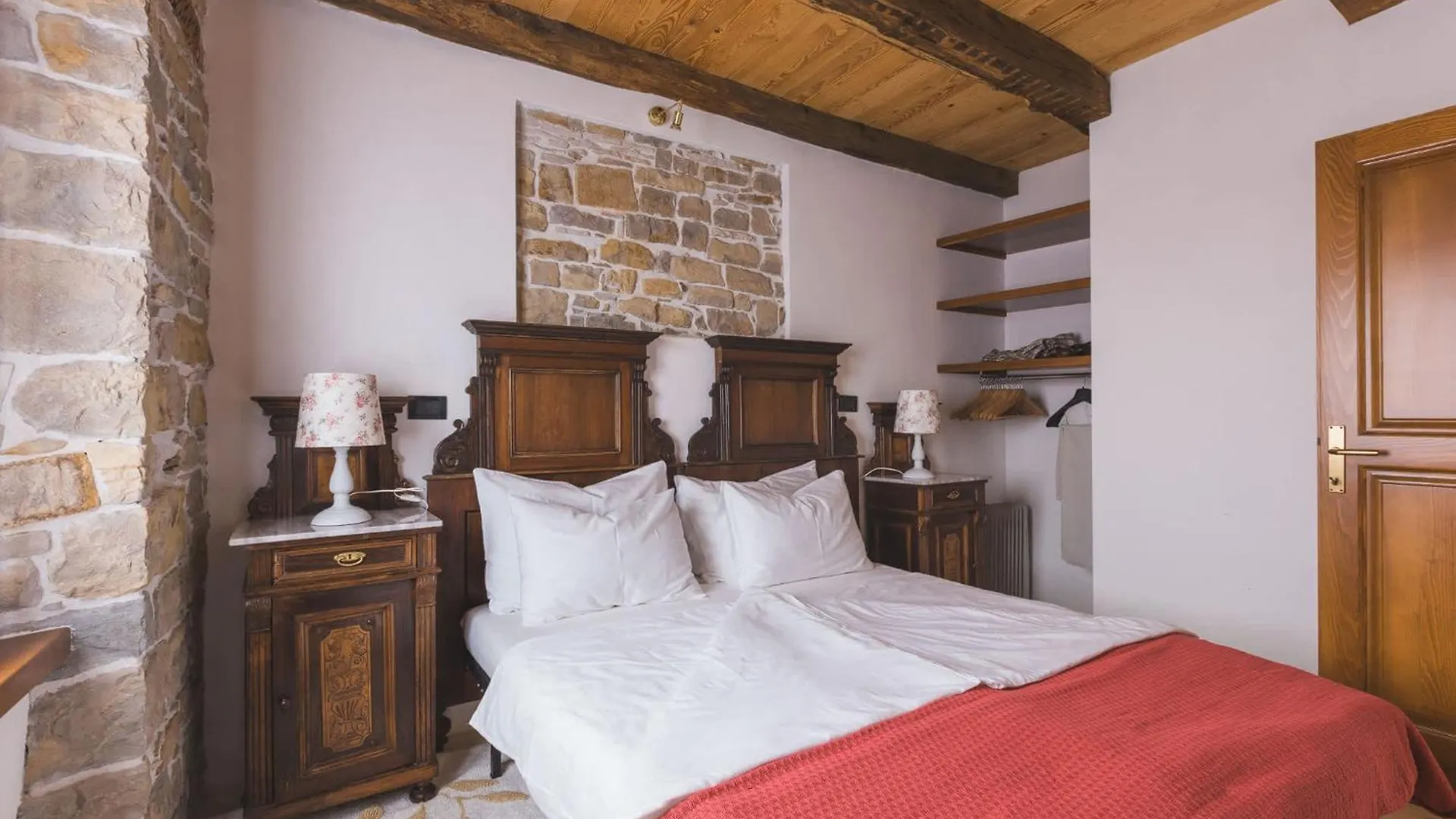 宾馆 Portole Suites Oprtalj