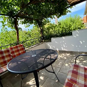 Casa vacanze Agroturizam Nezic, Oprtalj