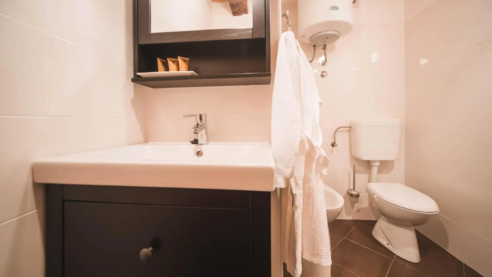 Inn Portole Suites Oprtalj Croatia